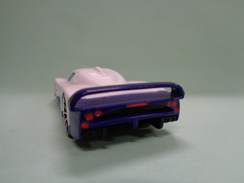 Illustration for article titled MASERATI MC12 BY HOT WHEELS